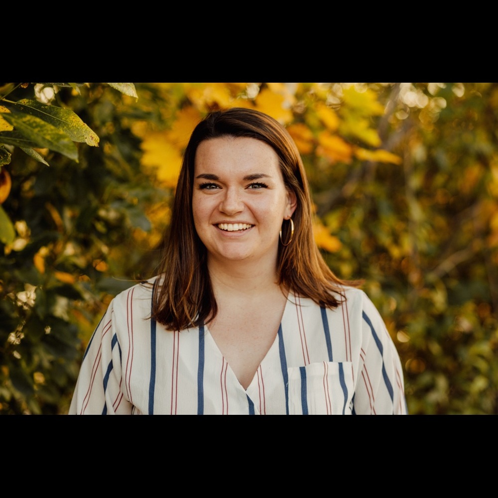 Meet your Posher, Olivia